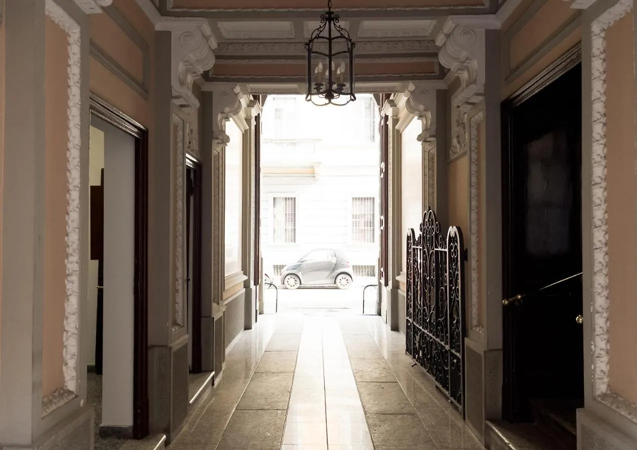 Easylife - Elegante E Rifinita Dimora Nello Splendido Quartiere Di Porta Venezia Apartment Milan Italy